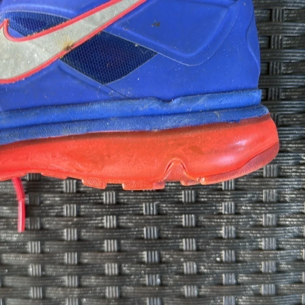 Nike Air Max Ken Griffey Fury Jackie Robinson.  Sz 7Y